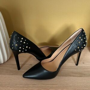 Shoes for women Mix  no. 6 size 8M.